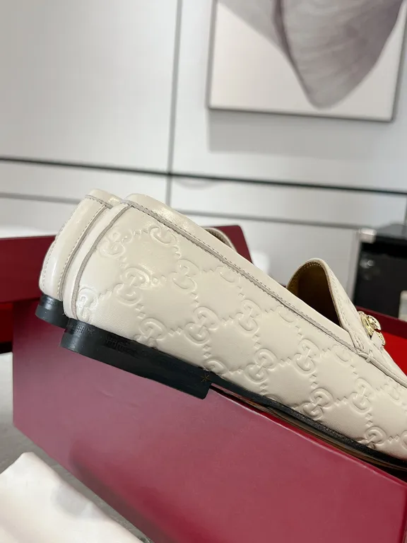 Gucci Shoe 